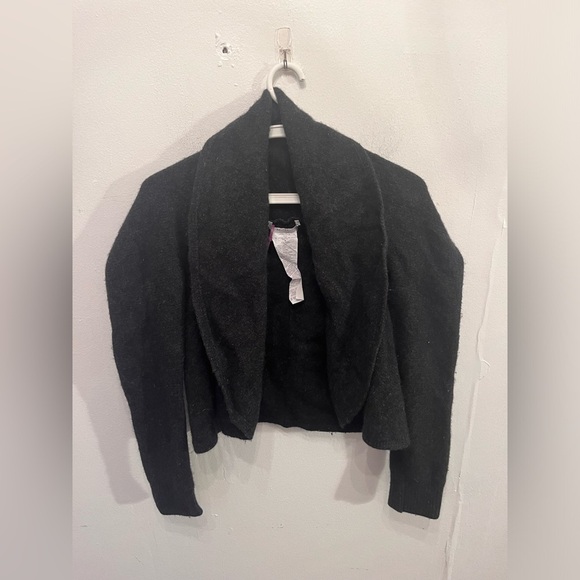 Max Mara Wool Shrug Long Sleeve Black Size Medium Womens Crop Sweater - Picture 2 of 4